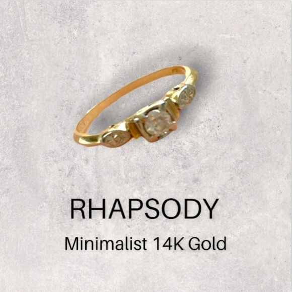 : : RHAPSODY Minimalist 14K Gold Diamond Ring : : - Picture 1 of 16